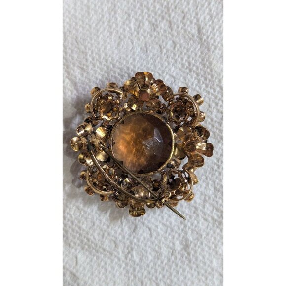 Vintage Brooch Smoky Glass Center & Rhinestones Floral Design 2" Austria - Picture 7 of 8